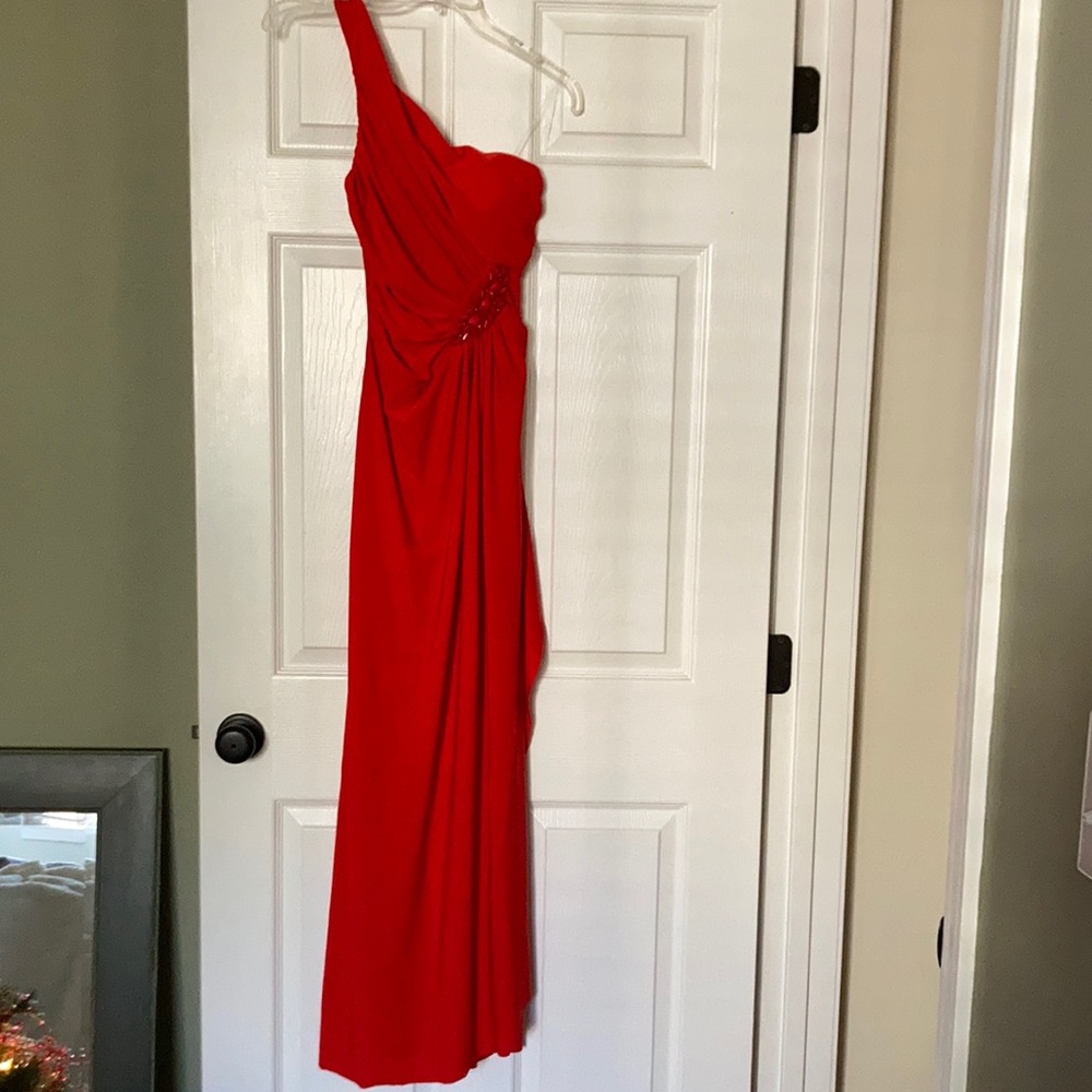 Lucas & Emma Gown NWT Size Small Red